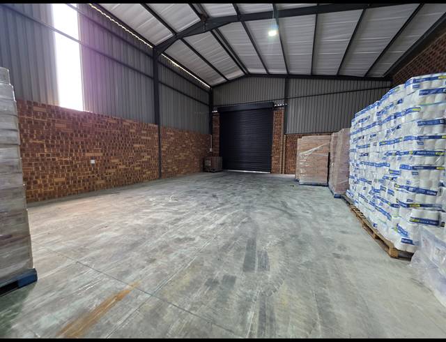 268M² WAREHOUSE TO LET IN AEROTON